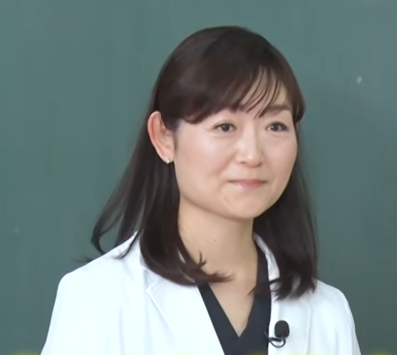 【画像】林修の妻の年齢や学歴は？嫁の裕子医師は12歳年下の名古屋市立大学卒の産婦人科医！ | TUREDURE-PRESS